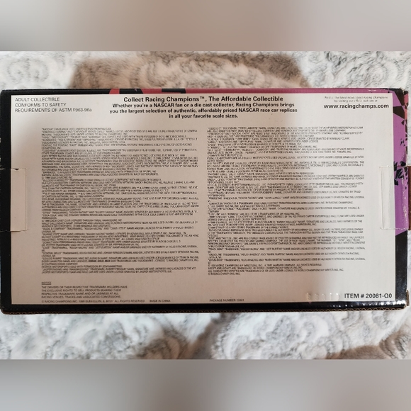 1999 NWO/WCW Limited Edition 12 Car Collector Set with Certificate included - Picture 9 of 9